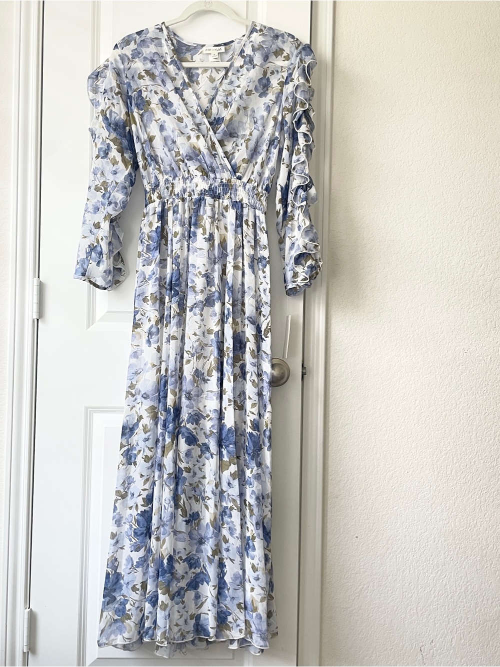 Floral Wrap Maxi Dress - Blue/White